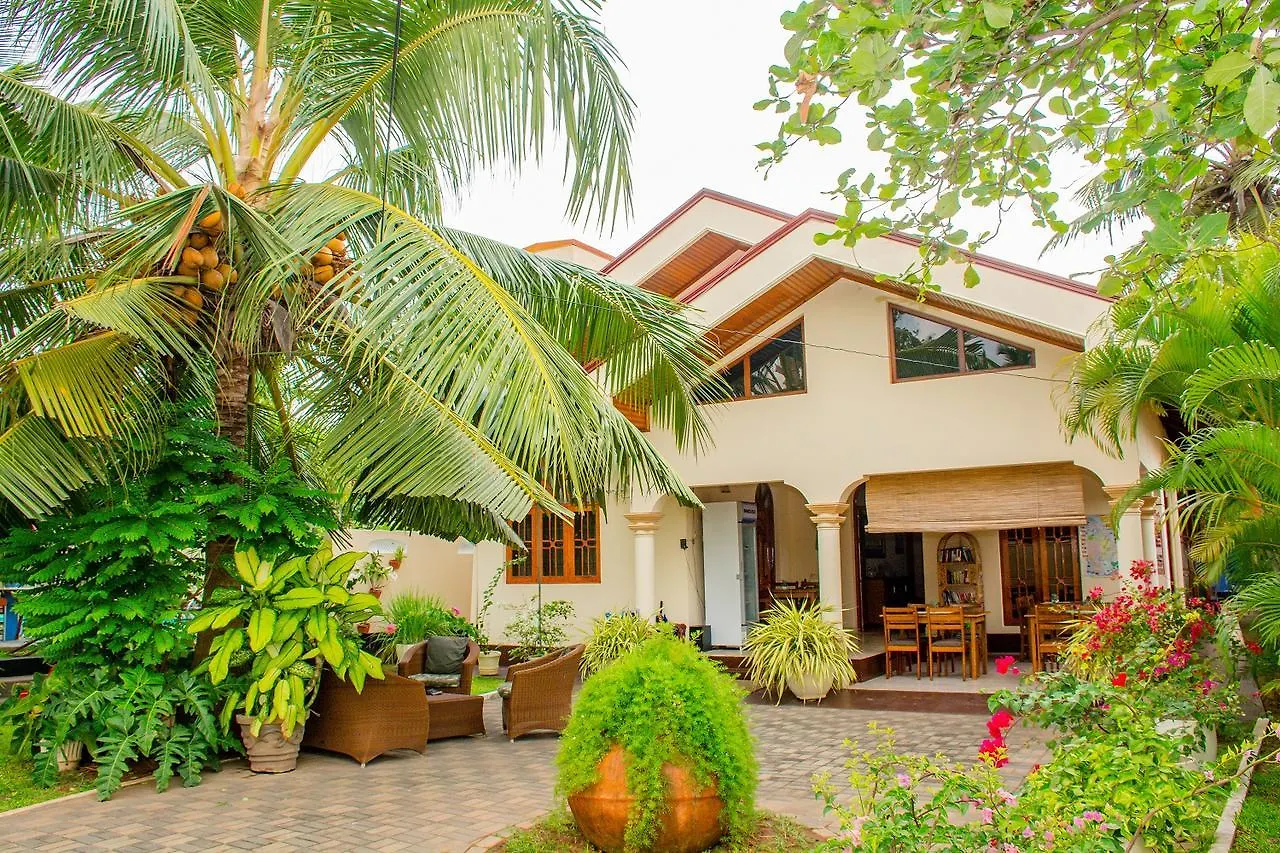 Natasha Garden Boutique Resort Negombo 0*,